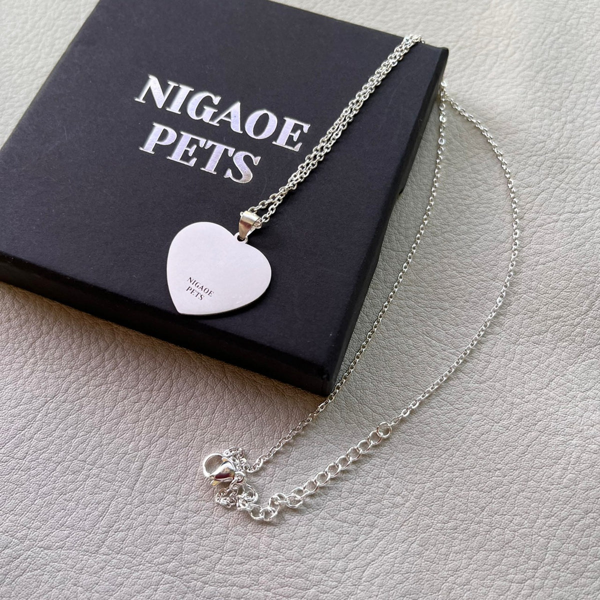 LINE_ALBUM_nigaoe_230508_0_120