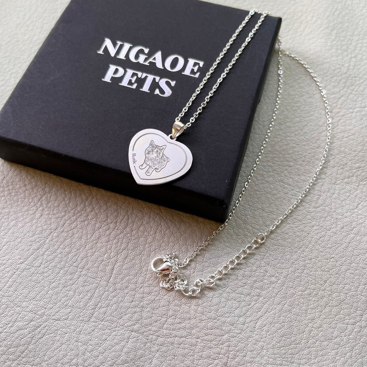 うちの子グッズ・Necklace ハート (似顔絵ネックレス) – NIGAOE PETS